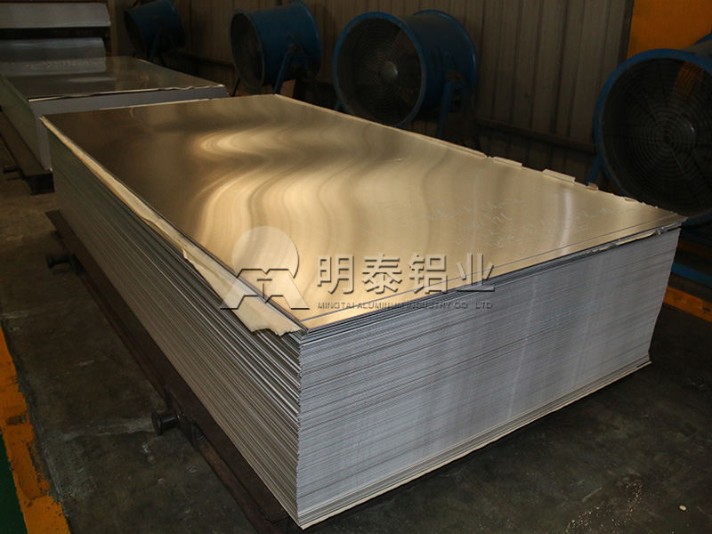 5m49铝板：优质门板料，环保耐用